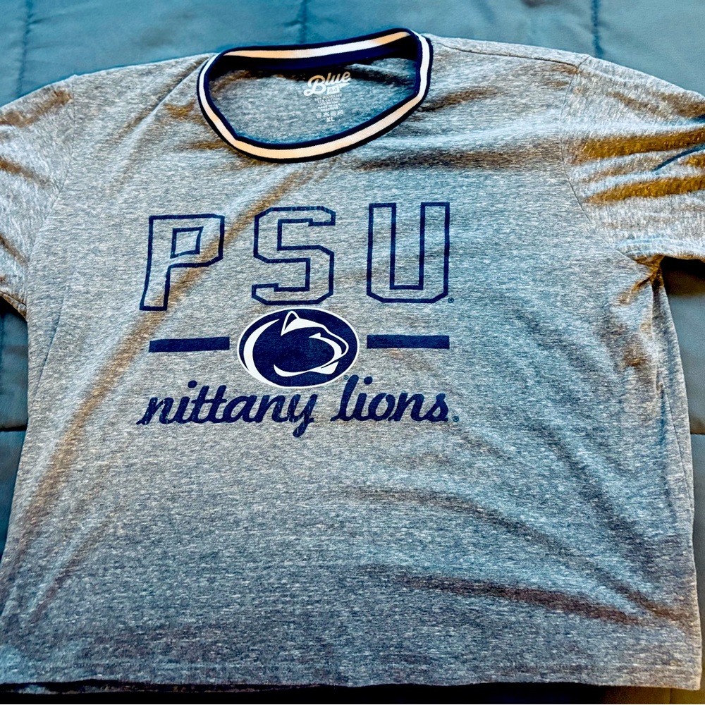 Penn State Women’s Crop Top – Size XL